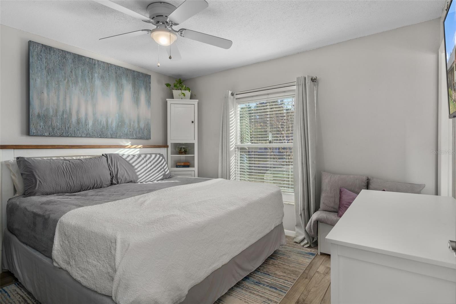 Image 17 of 37 For 113 Cranbrooke Drive