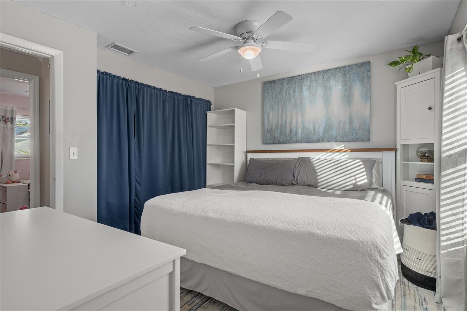 Image 18 of 37 For 113 Cranbrooke Drive