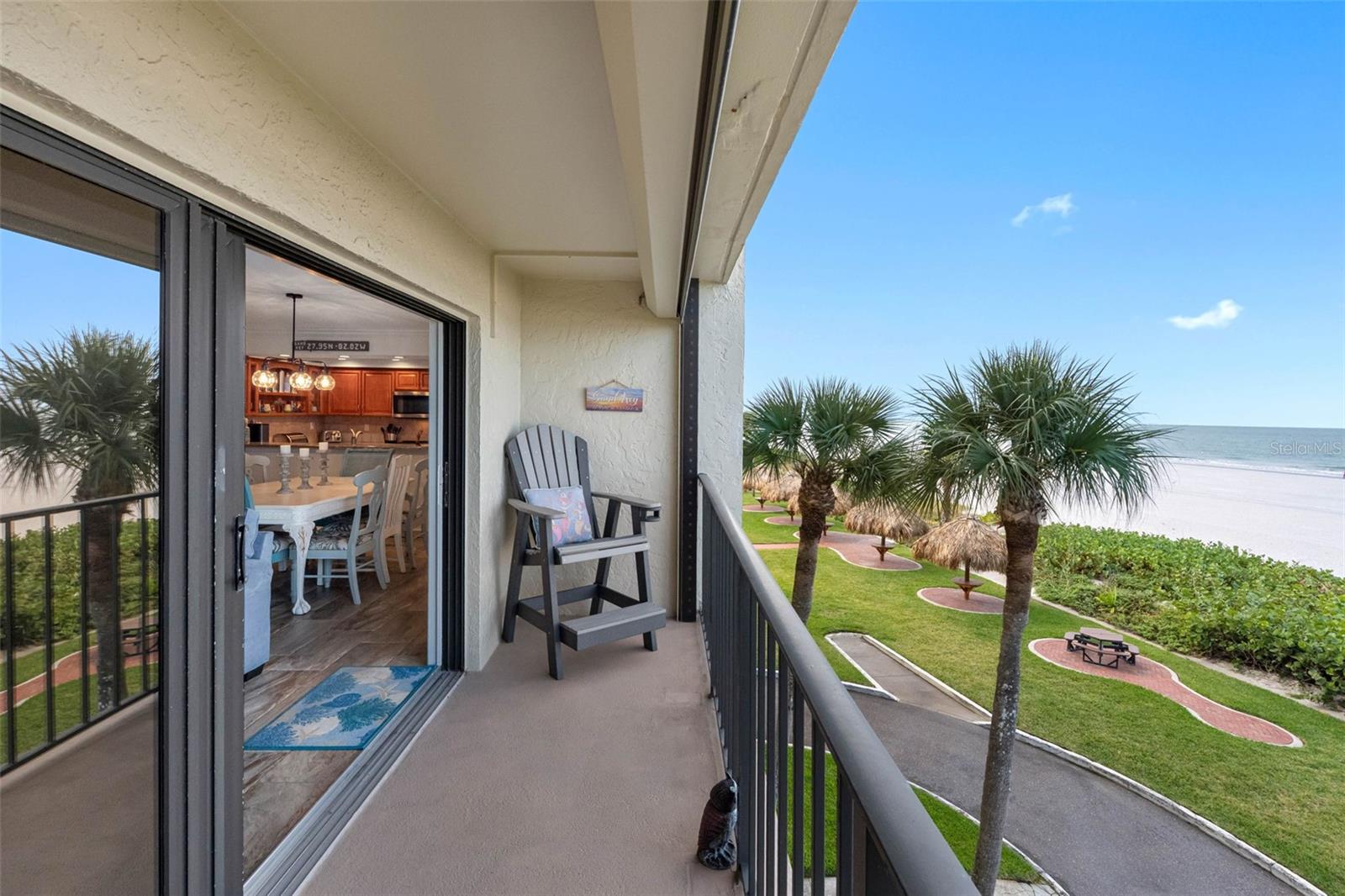 Listing photo id 18 for 1480 Gulf Boulevard 204