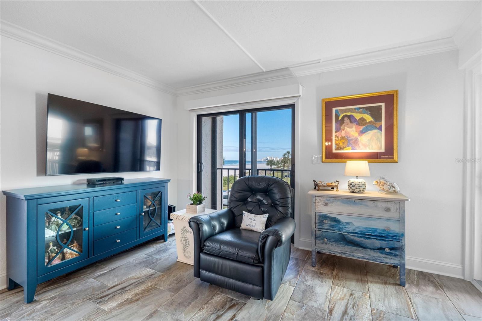 Listing photo id 25 for 1480 Gulf Boulevard 204