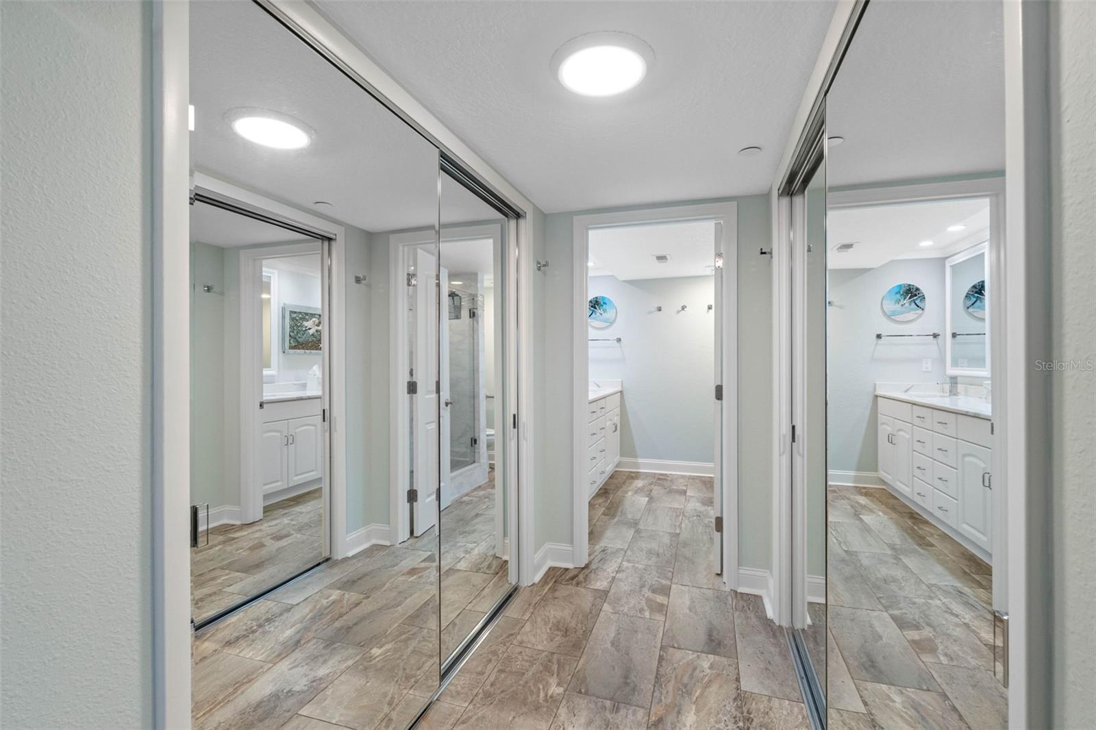 Listing photo id 34 for 1480 Gulf Boulevard 204