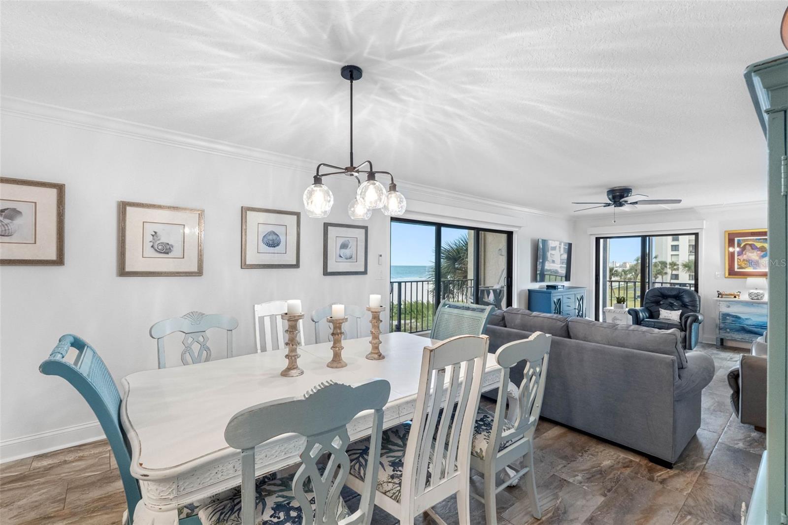 Listing photo id 3 for 1480 Gulf Boulevard 204