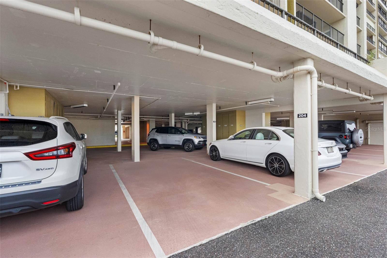 Listing photo id 54 for 1480 Gulf Boulevard 204