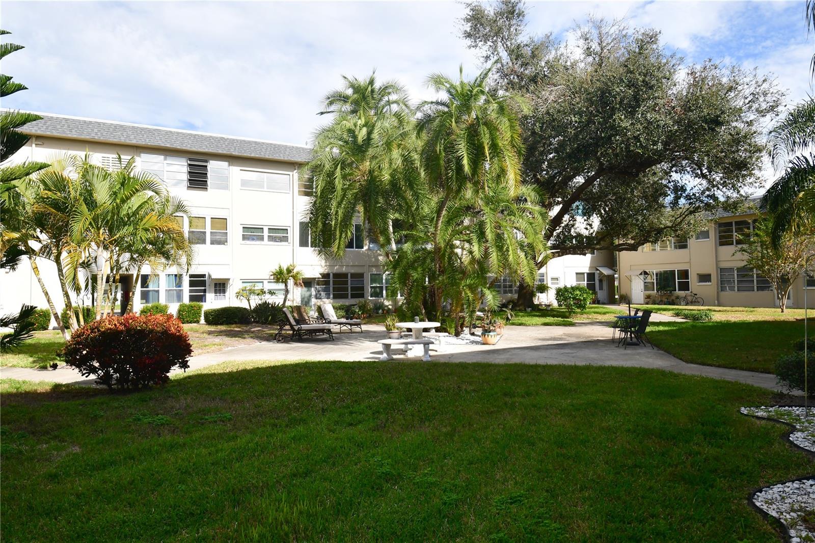 Image 21 of 38 For 1225 58th Street N 203a