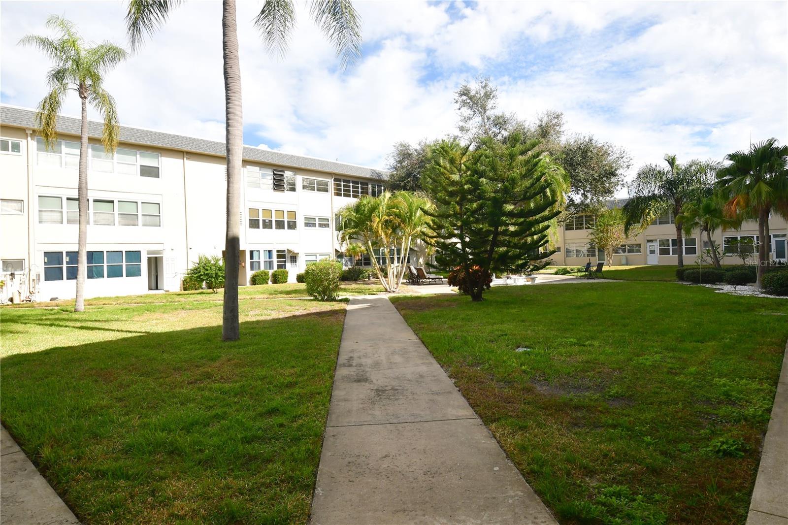 Image 22 of 38 For 1225 58th Street N 203a