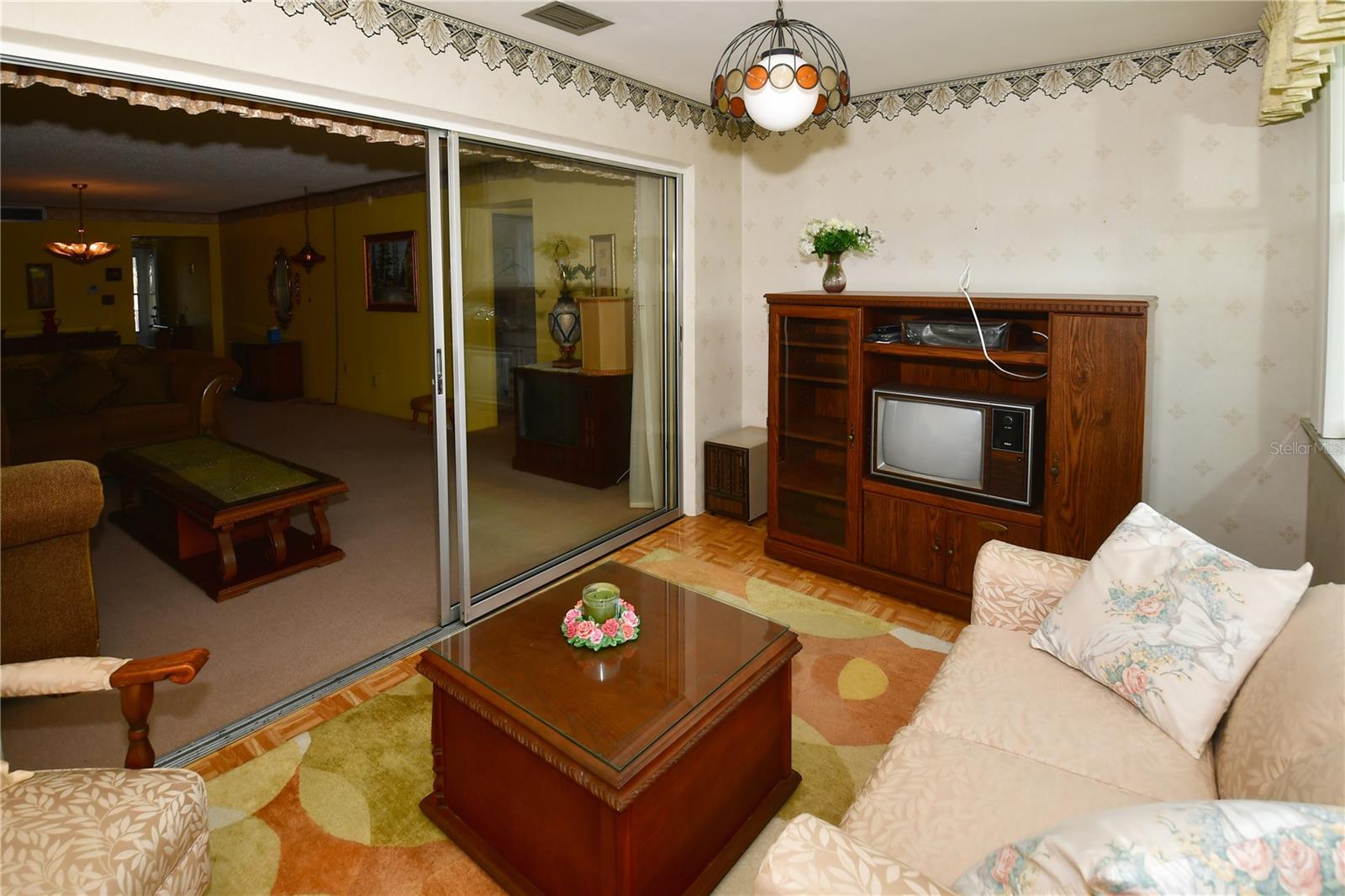 Image 28 of 38 For 1225 58th Street N 203a