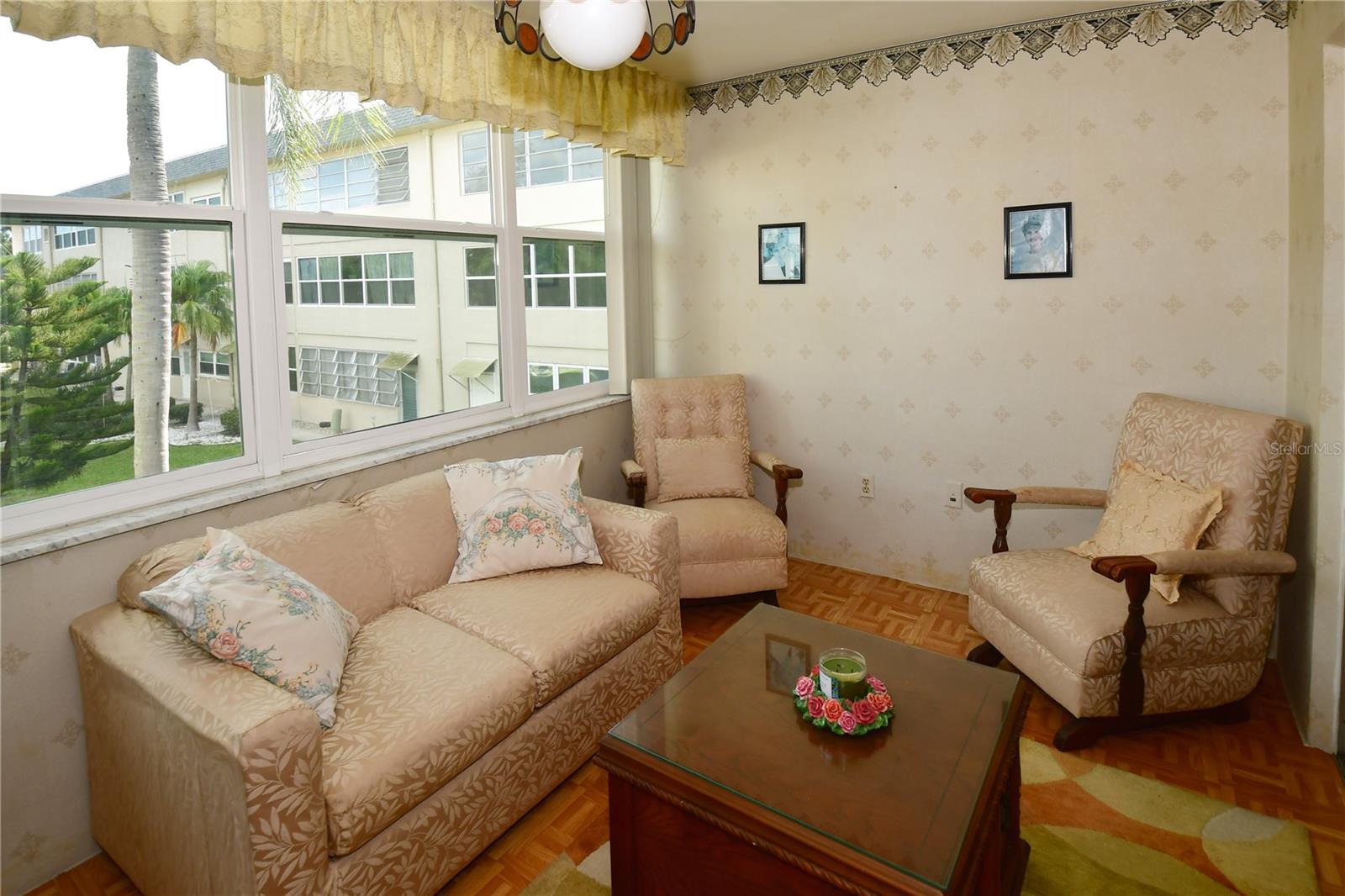 Image 29 of 38 For 1225 58th Street N 203a