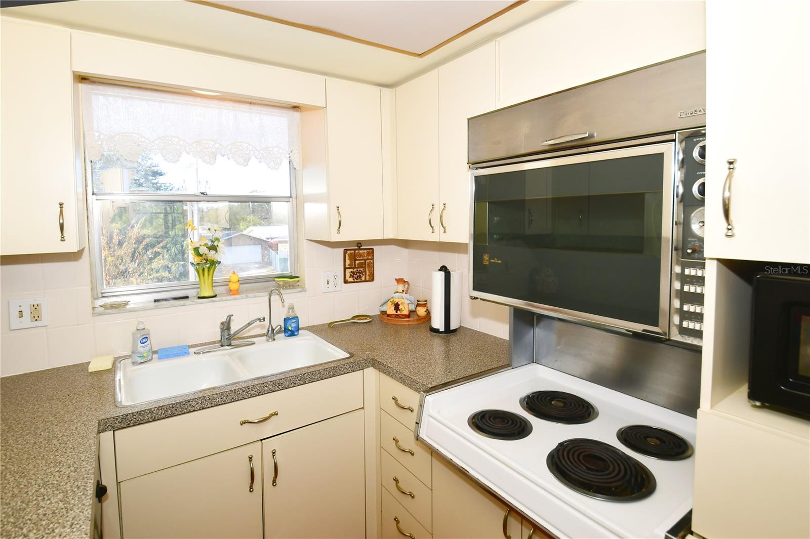 Image 36 of 38 For 1225 58th Street N 203a