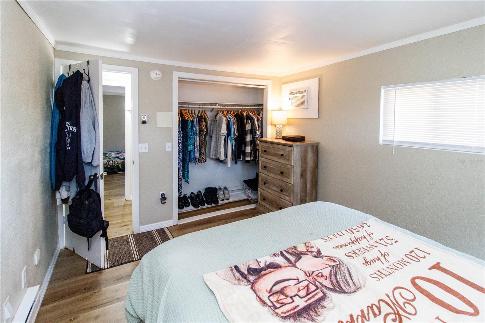 Image 16 of 48 For 5127 Yearling Avenue