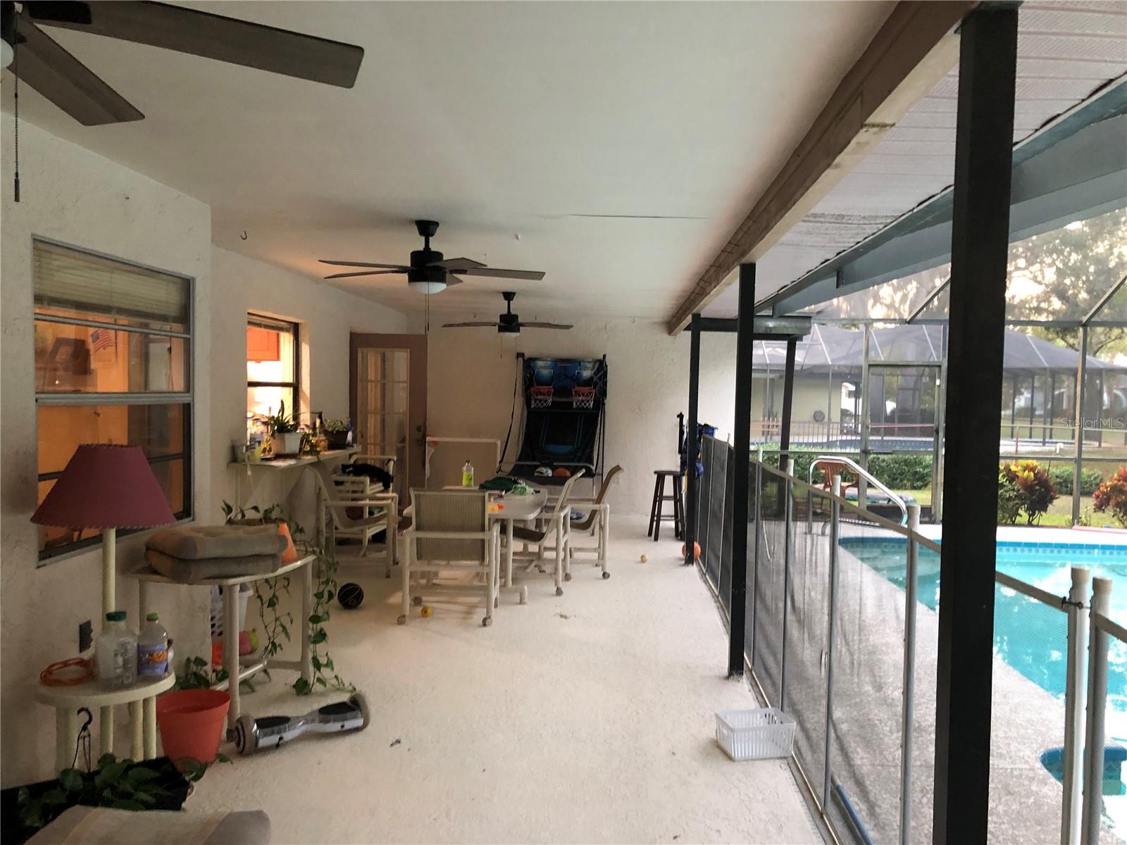 Image 3 of 5 For 9323 Alvernon Drive