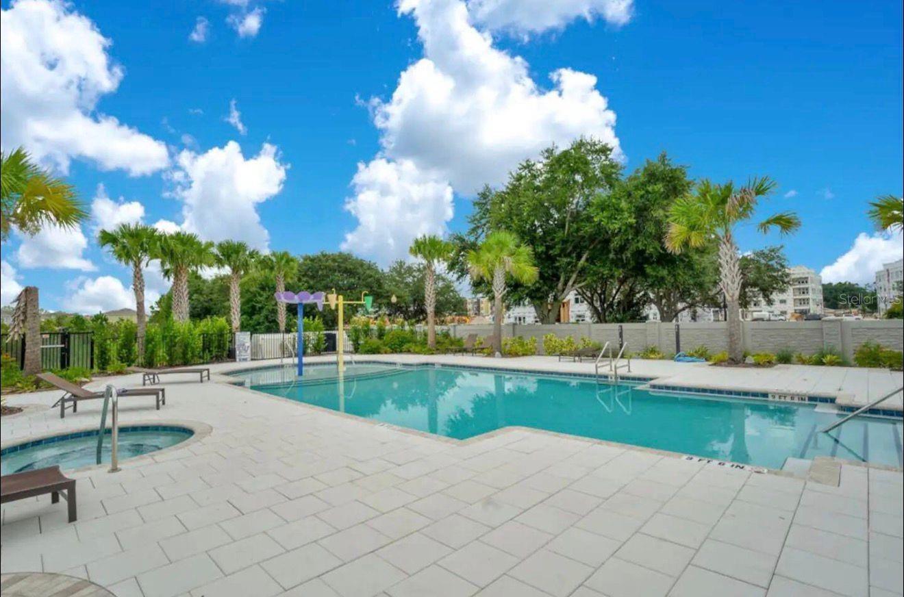 Image 18 of 20 For 320 Villa Domani Court