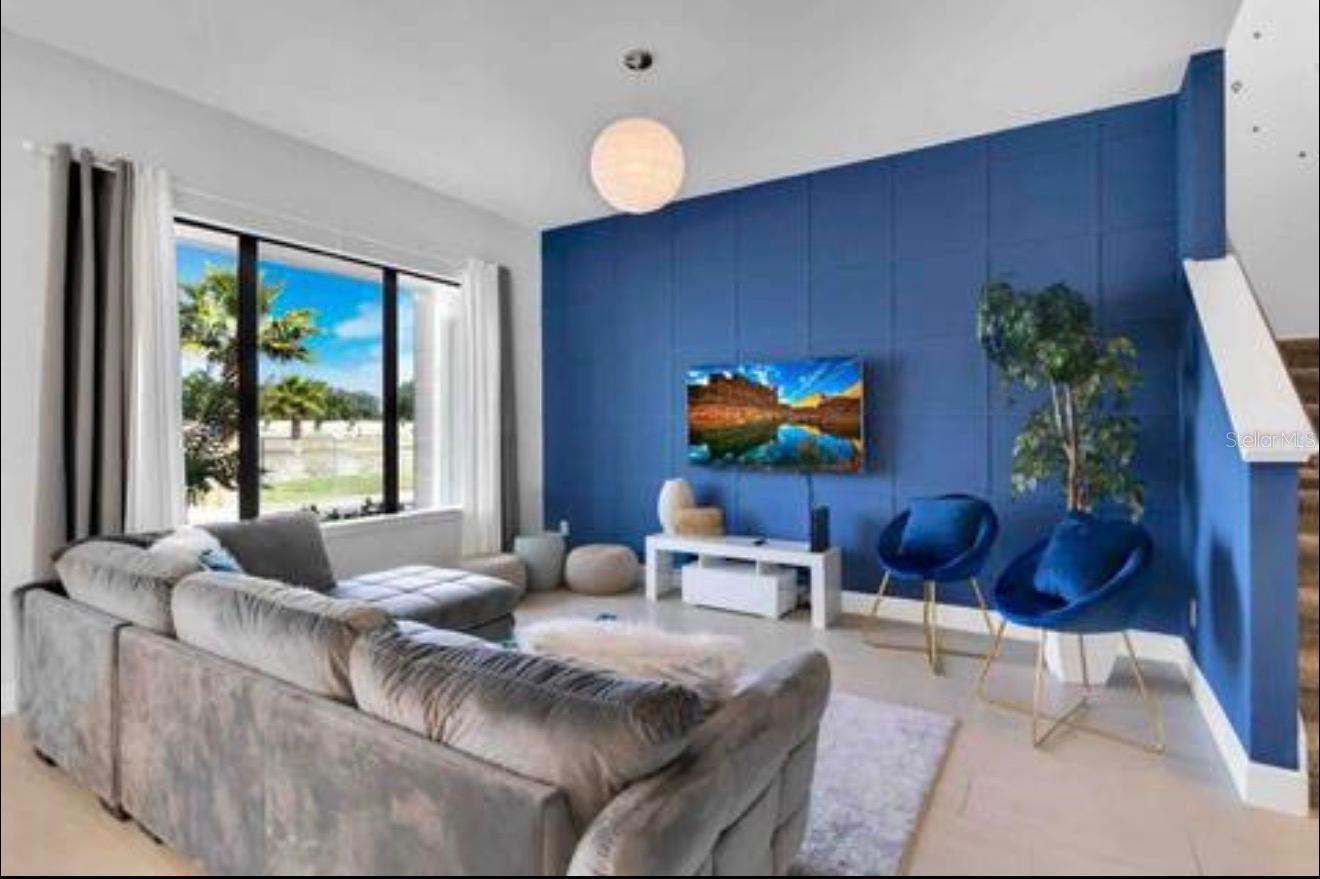 Image 5 of 20 For 320 Villa Domani Court