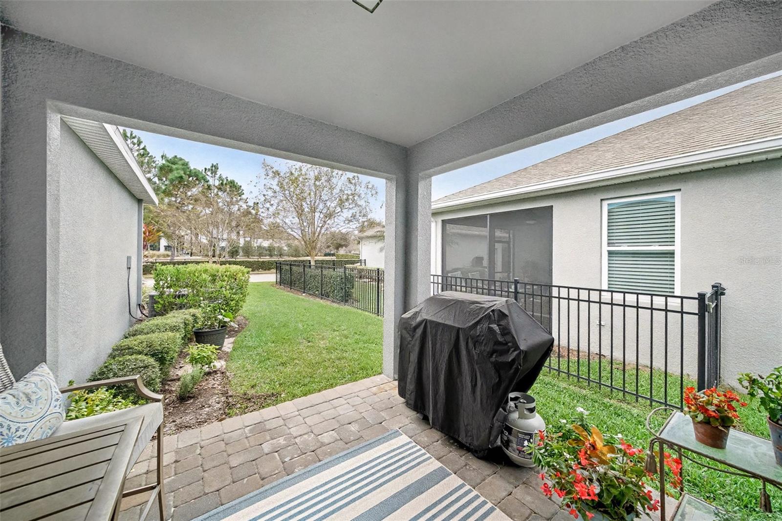 Image 26 of 40 For 14902 Caravan Avenue