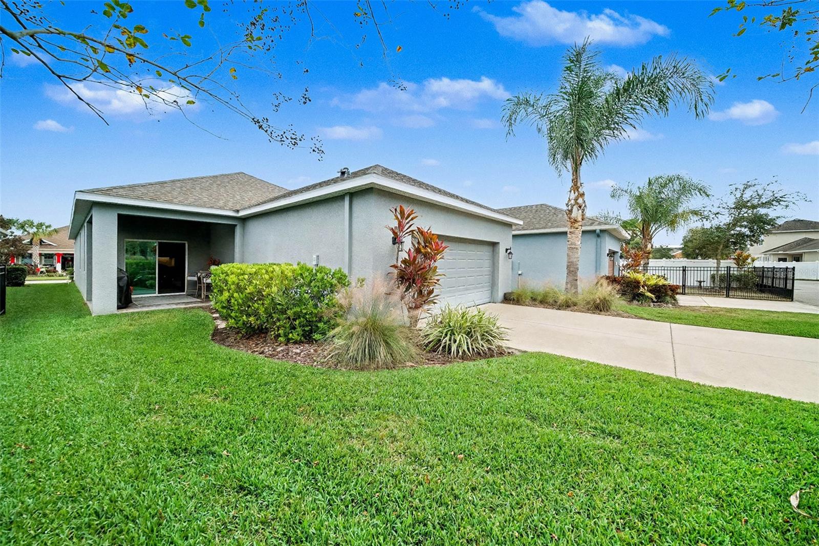 Image 27 of 40 For 14902 Caravan Avenue