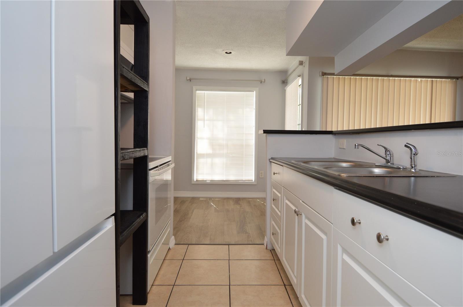 Image 12 of 92 For 8649 Fancy Finch Drive 103