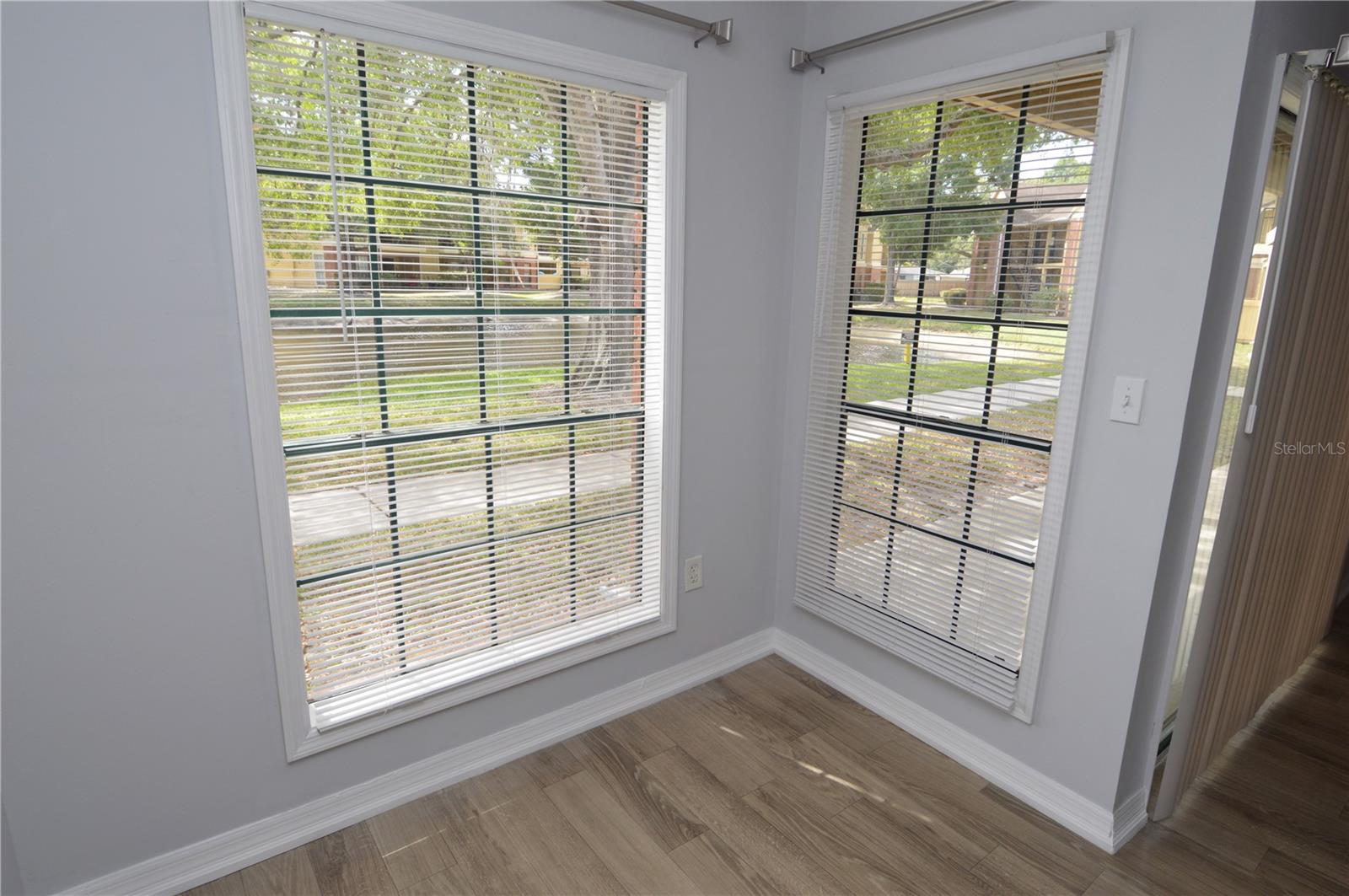 Image 14 of 92 For 8649 Fancy Finch Drive 103