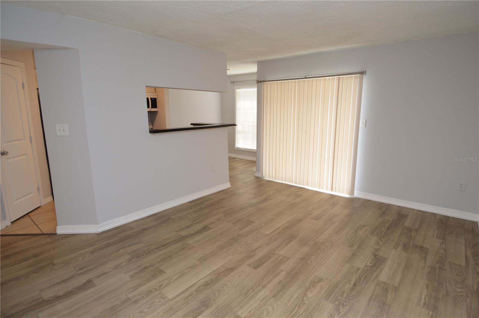 Image 16 of 92 For 8649 Fancy Finch Drive 103