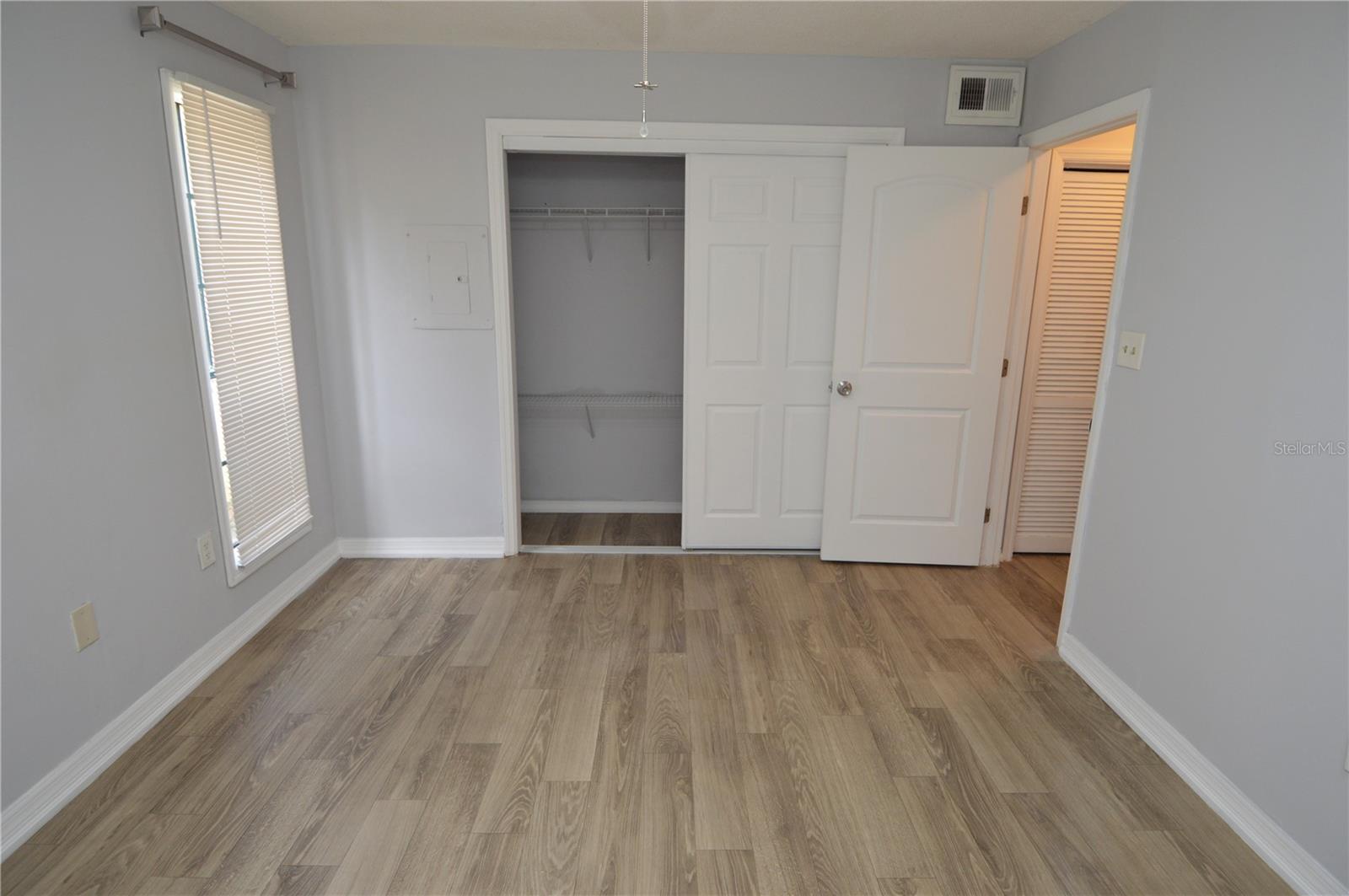 Image 36 of 92 For 8649 Fancy Finch Drive 103