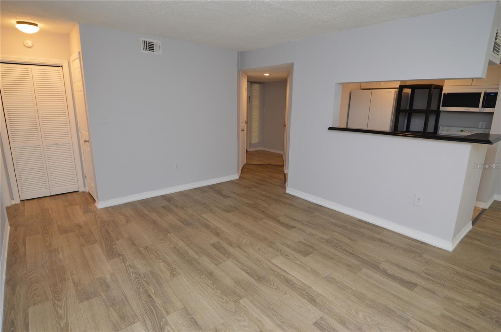 Image 6 of 92 For 8649 Fancy Finch Drive 103