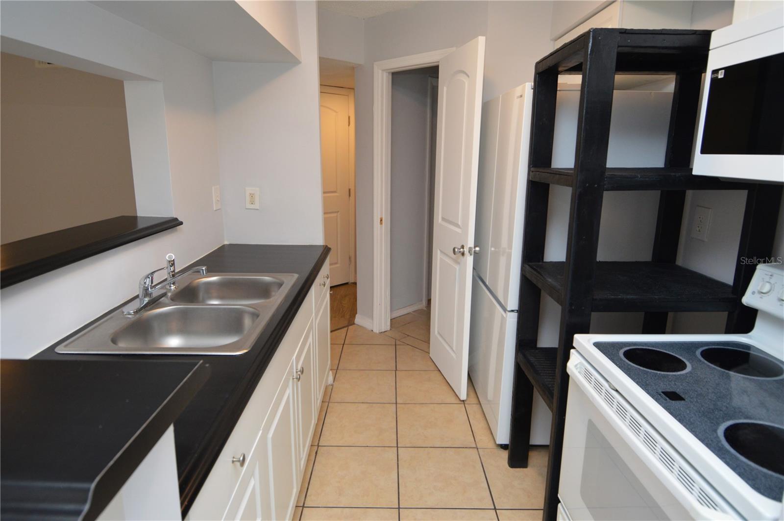 Image 8 of 92 For 8649 Fancy Finch Drive 103