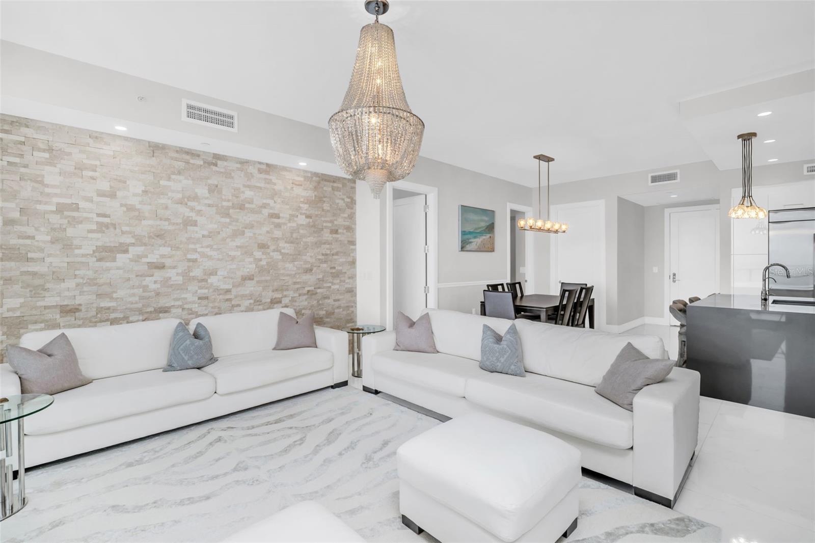 Image 10 of 53 For 100 1st Avenue N 1904