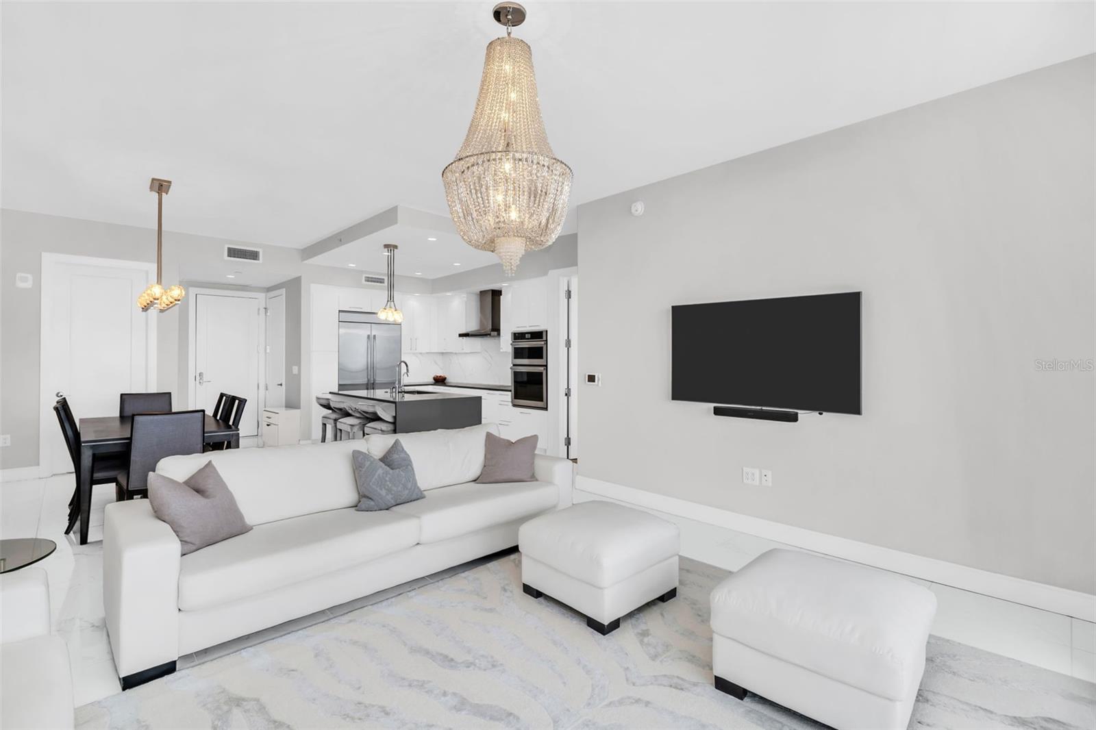 Image 11 of 53 For 100 1st Avenue N 1904