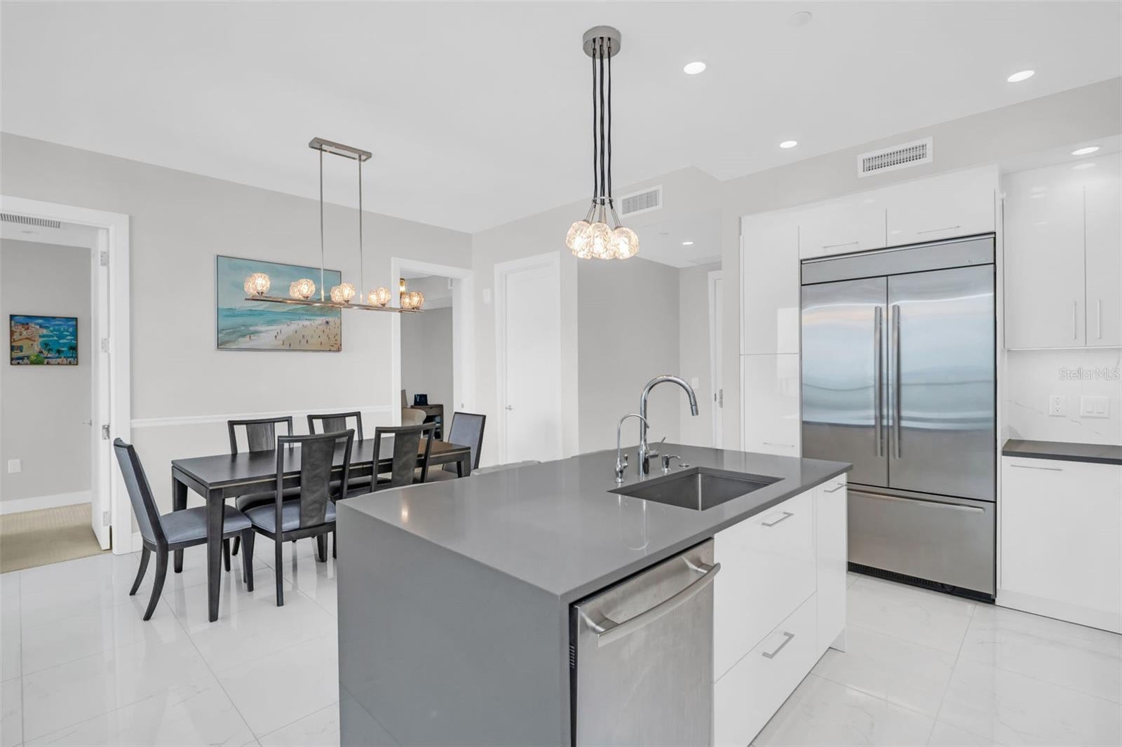 Image 12 of 53 For 100 1st Avenue N 1904