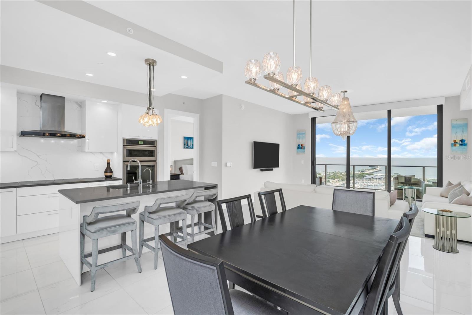 Image 2 of 53 For 100 1st Avenue N 1904