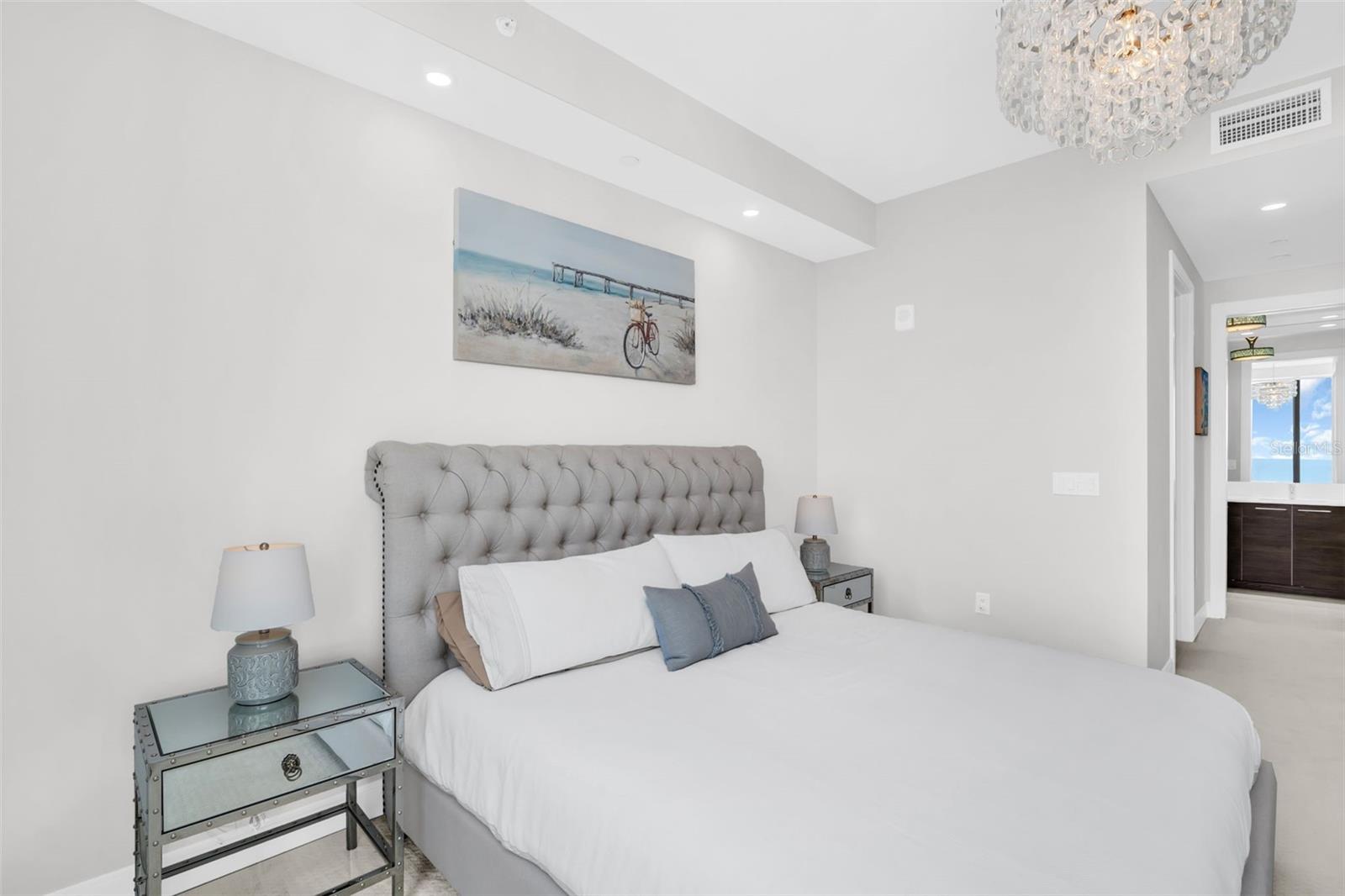 Image 22 of 53 For 100 1st Avenue N 1904