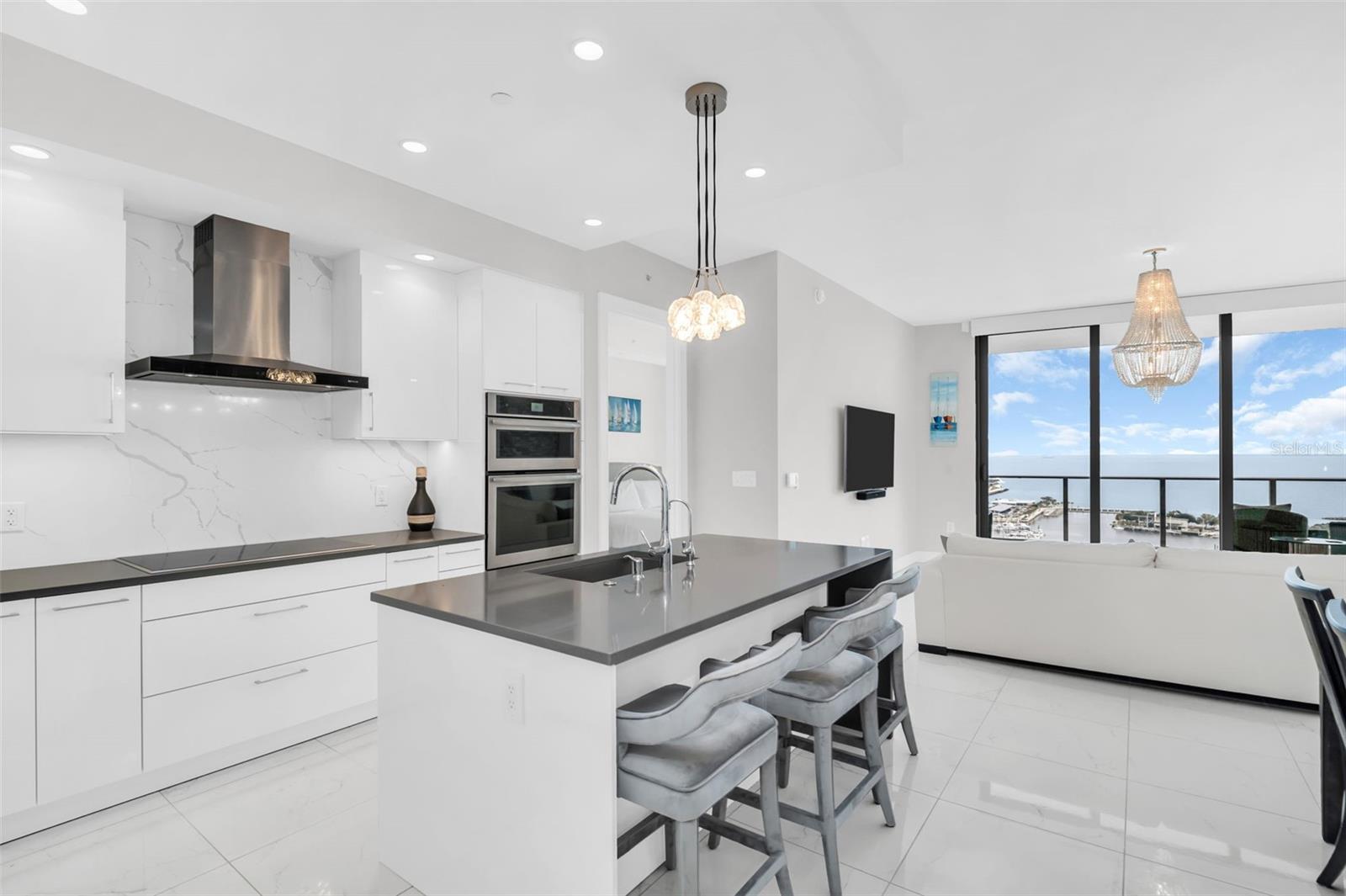 Image 3 of 53 For 100 1st Avenue N 1904