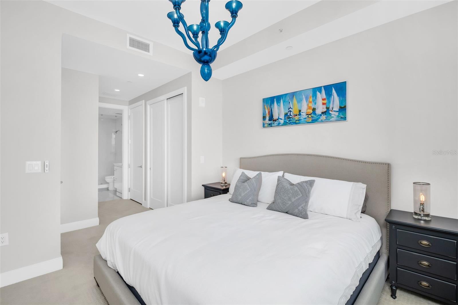 Image 31 of 53 For 100 1st Avenue N 1904