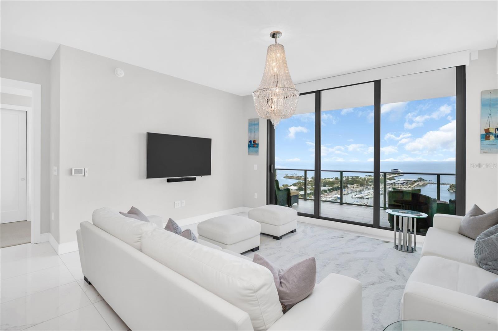 Image 4 of 53 For 100 1st Avenue N 1904