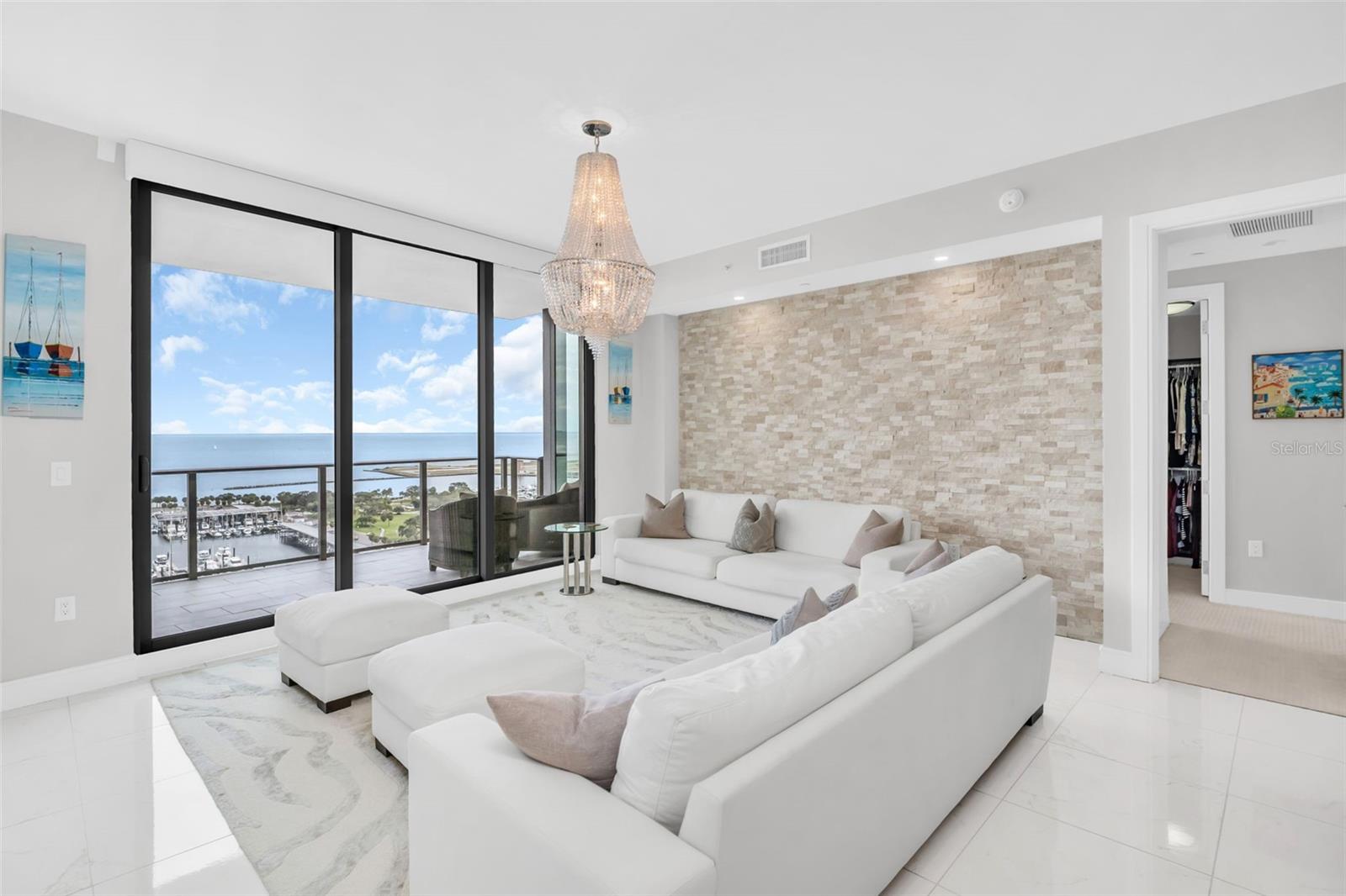 Image 5 of 53 For 100 1st Avenue N 1904