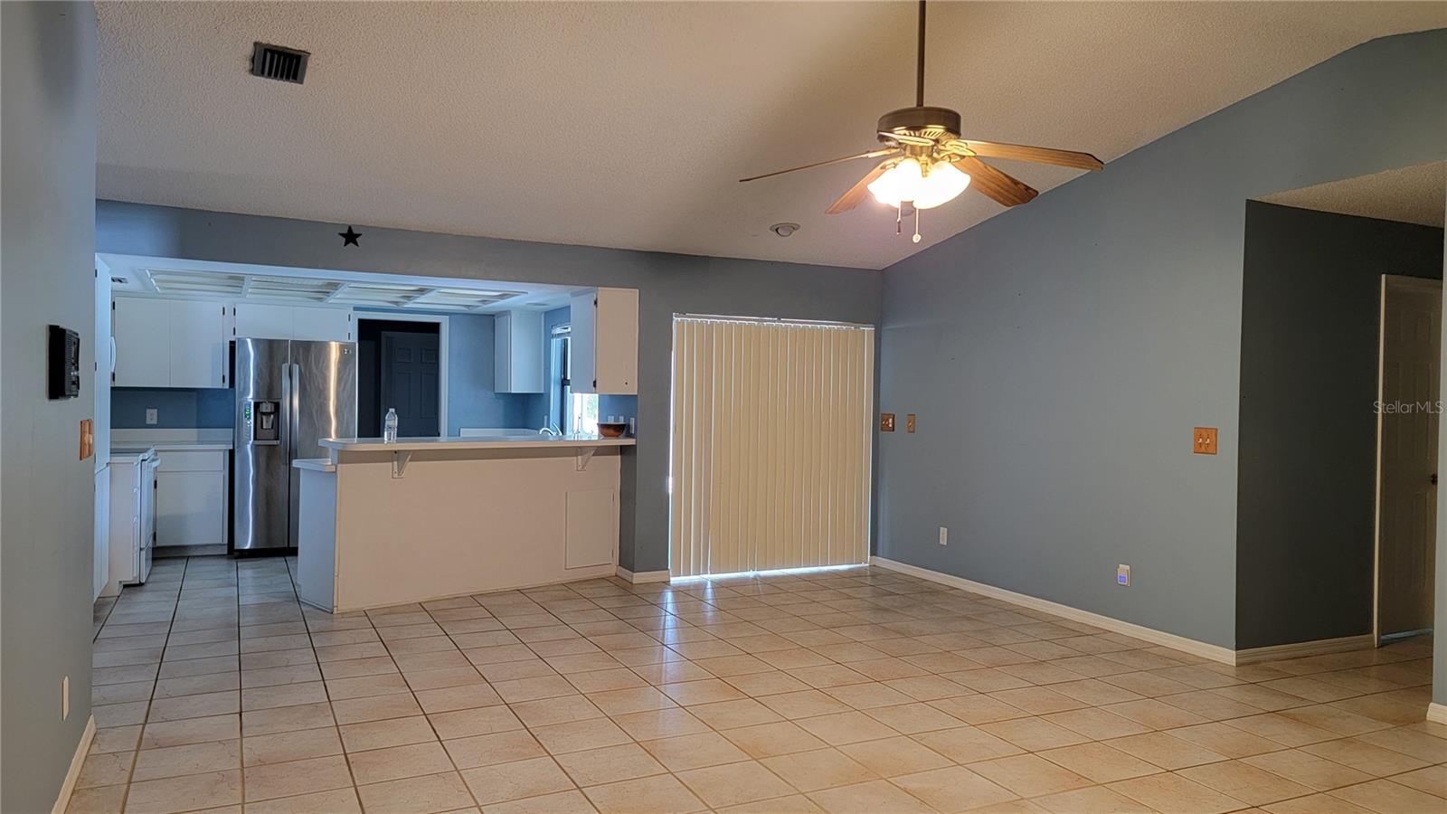 Image 21 of 50 For 3024 Sandpiper Place