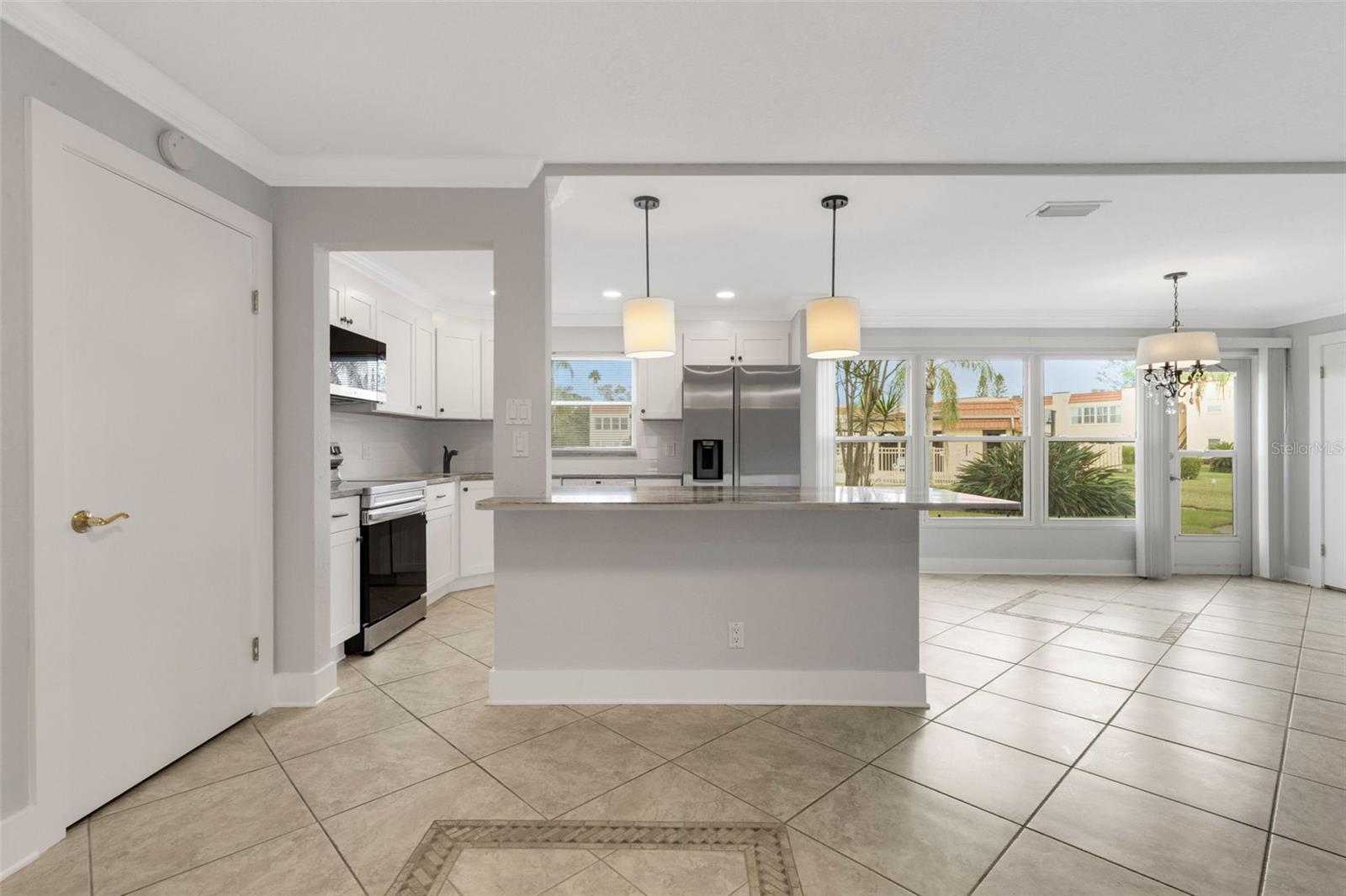 Image 12 of 41 For 114 Dogwood Circle 114