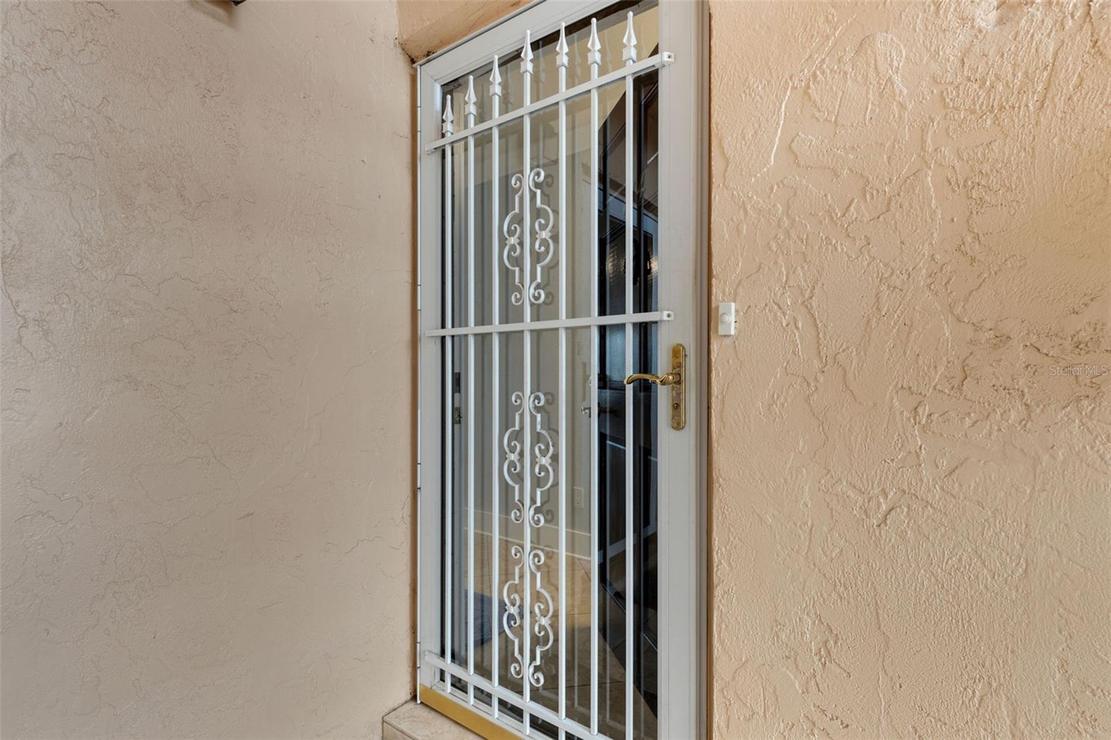 Image 8 of 41 For 114 Dogwood Circle 114