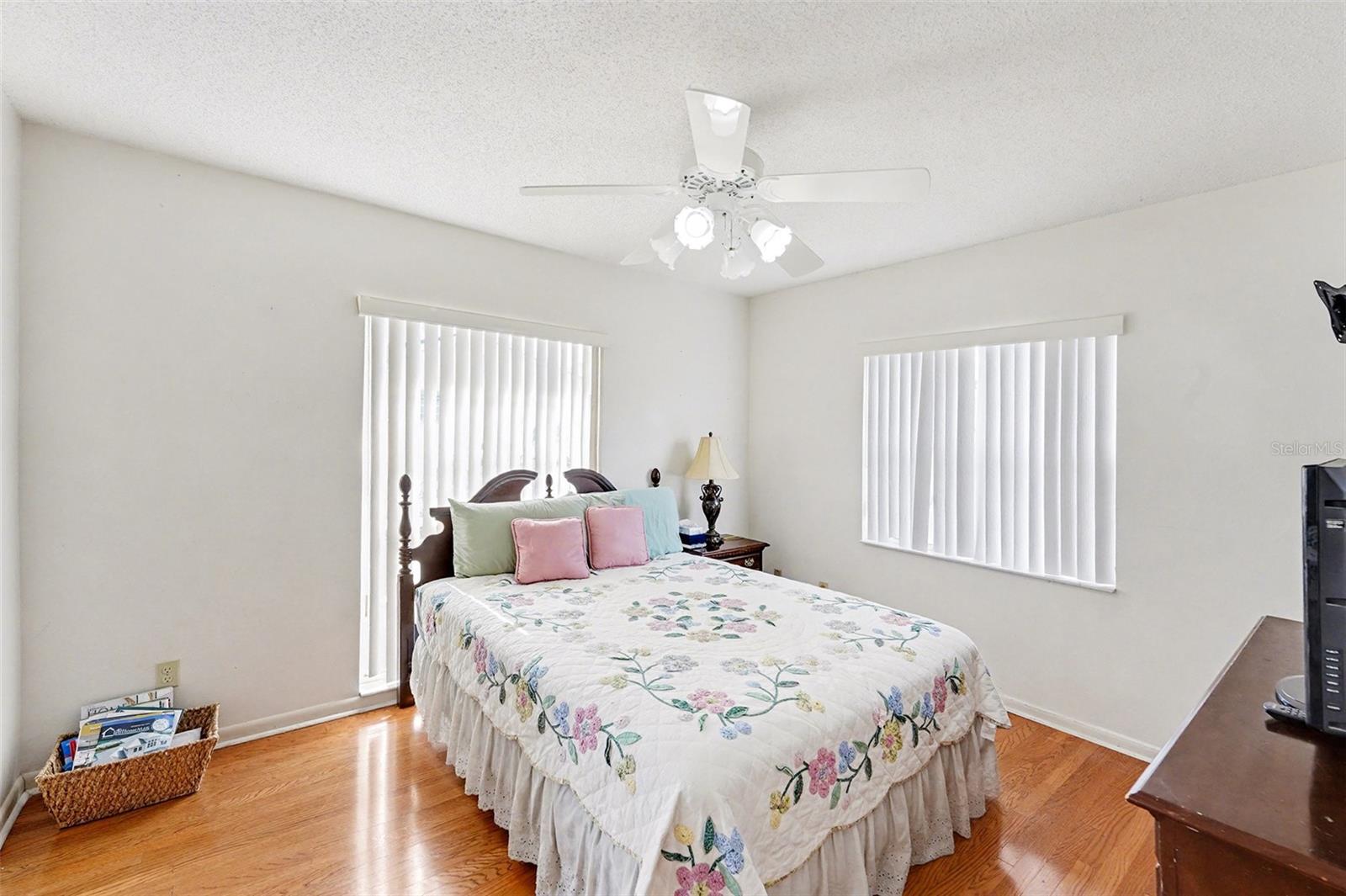 Image 14 of 34 For 7114 Mintwood Court