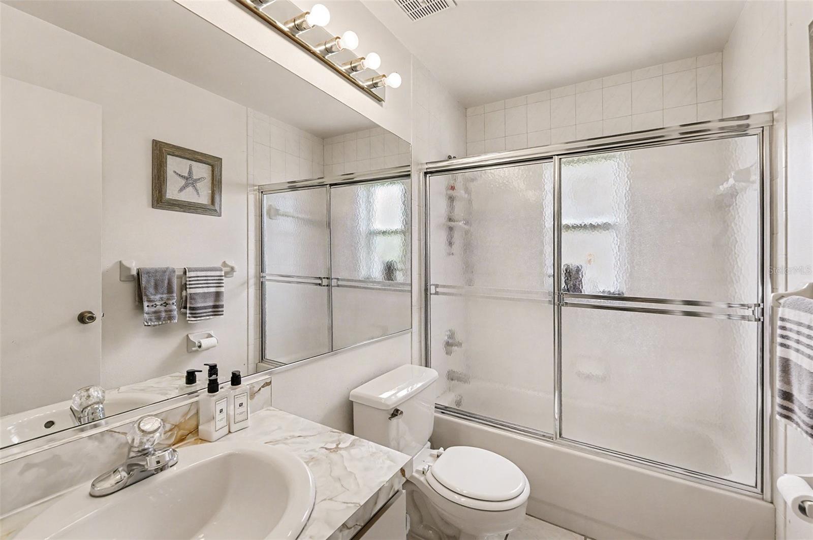 Image 16 of 34 For 7114 Mintwood Court