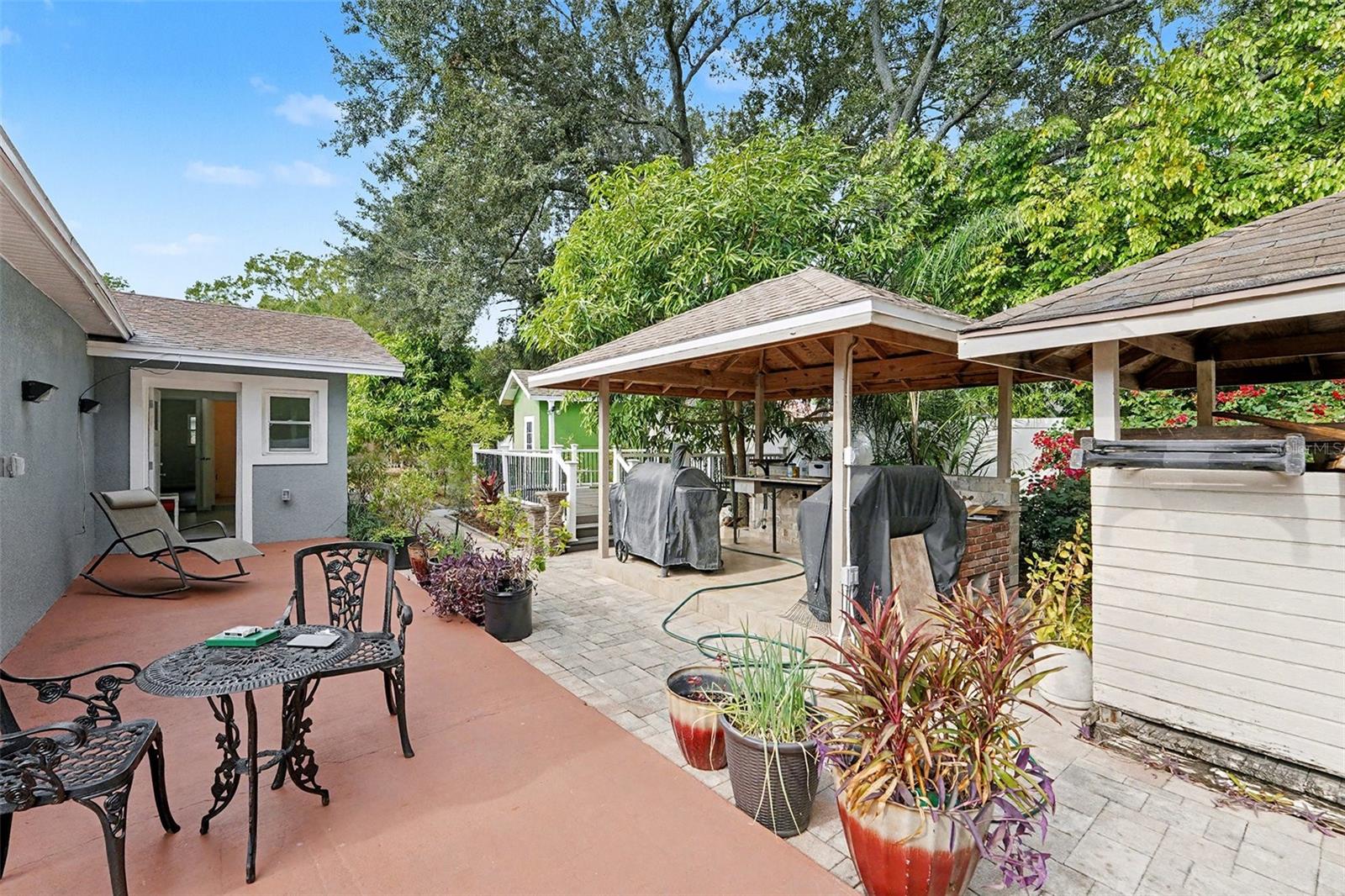 Image 24 of 34 For 7114 Mintwood Court