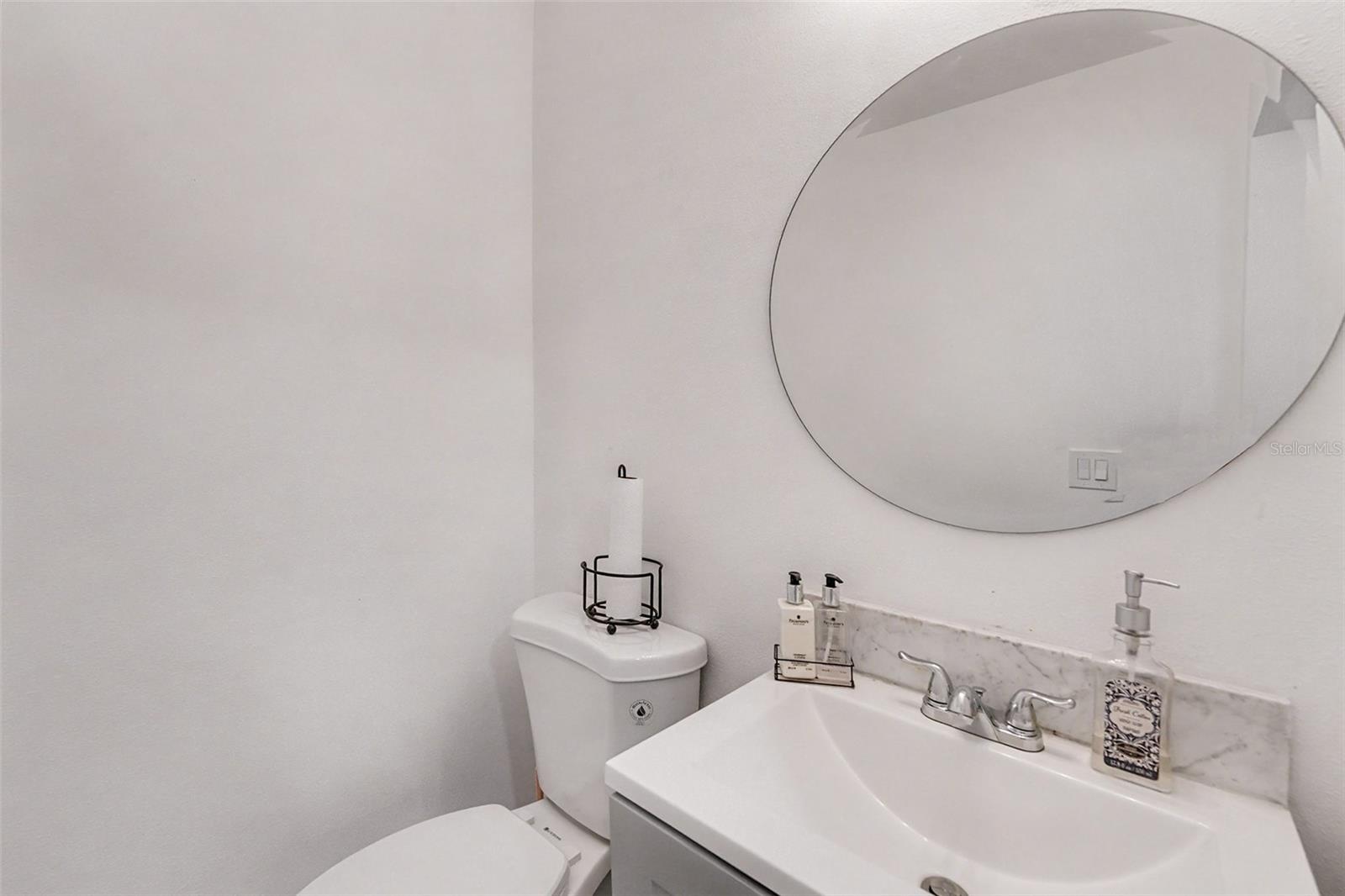 Image 9 of 34 For 7114 Mintwood Court