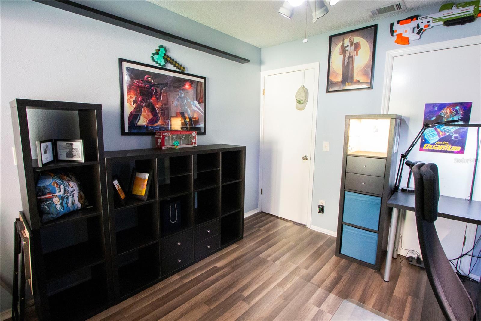 Image 13 of 19 For 12718 Wood Trail Boulevard