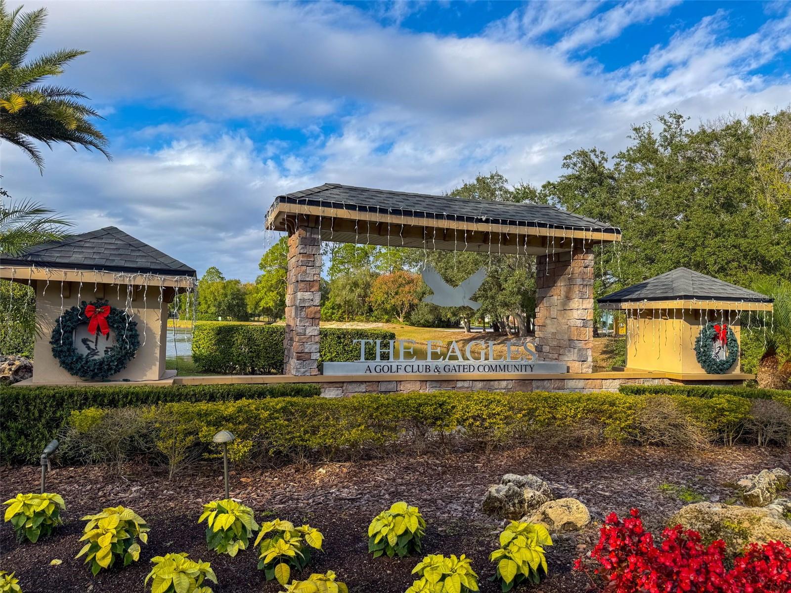 Listing photo id 35 for 12929 Royal George Avenue