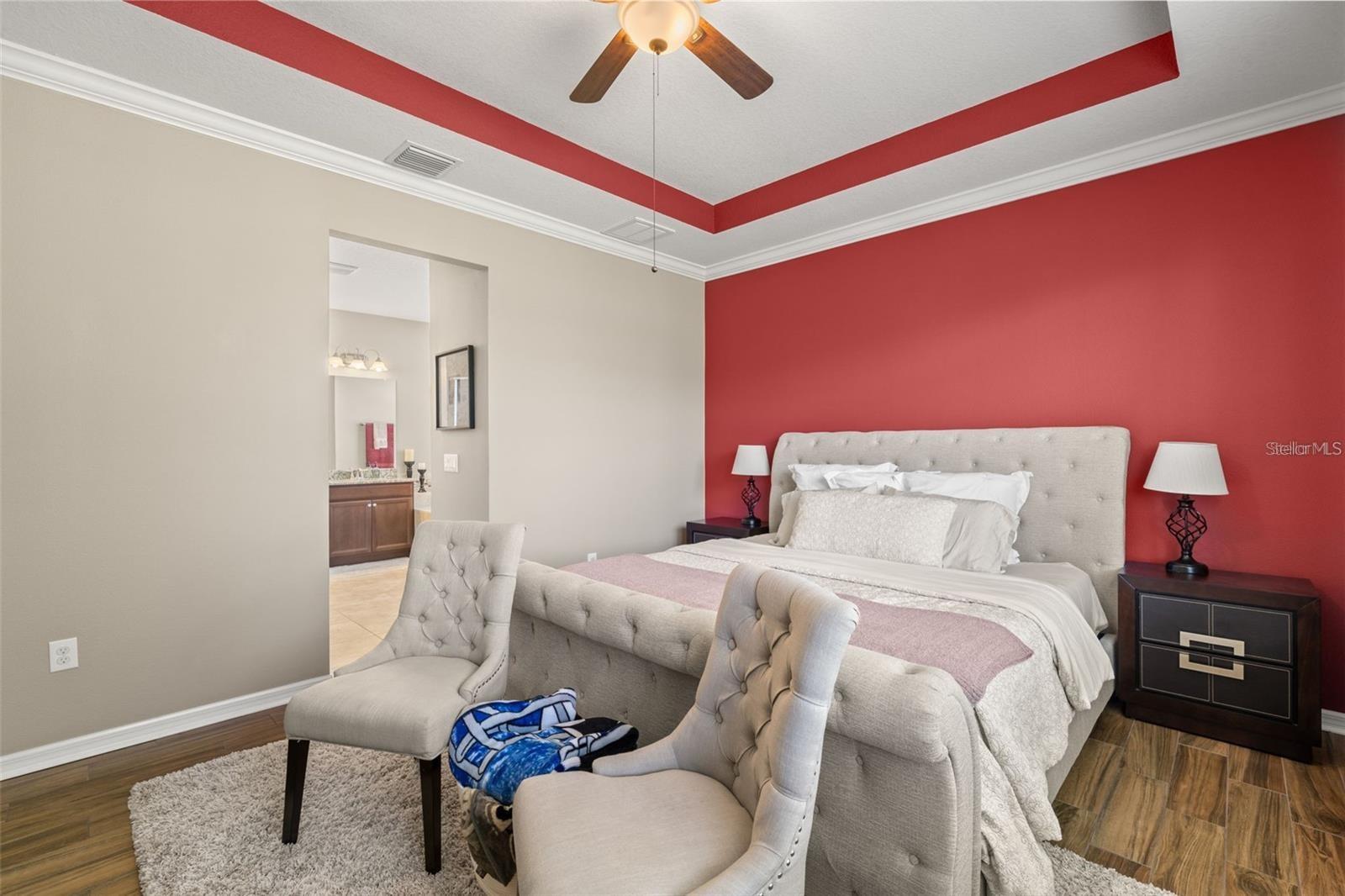 Listing photo id 13 for 7314 Blue Beech Drive