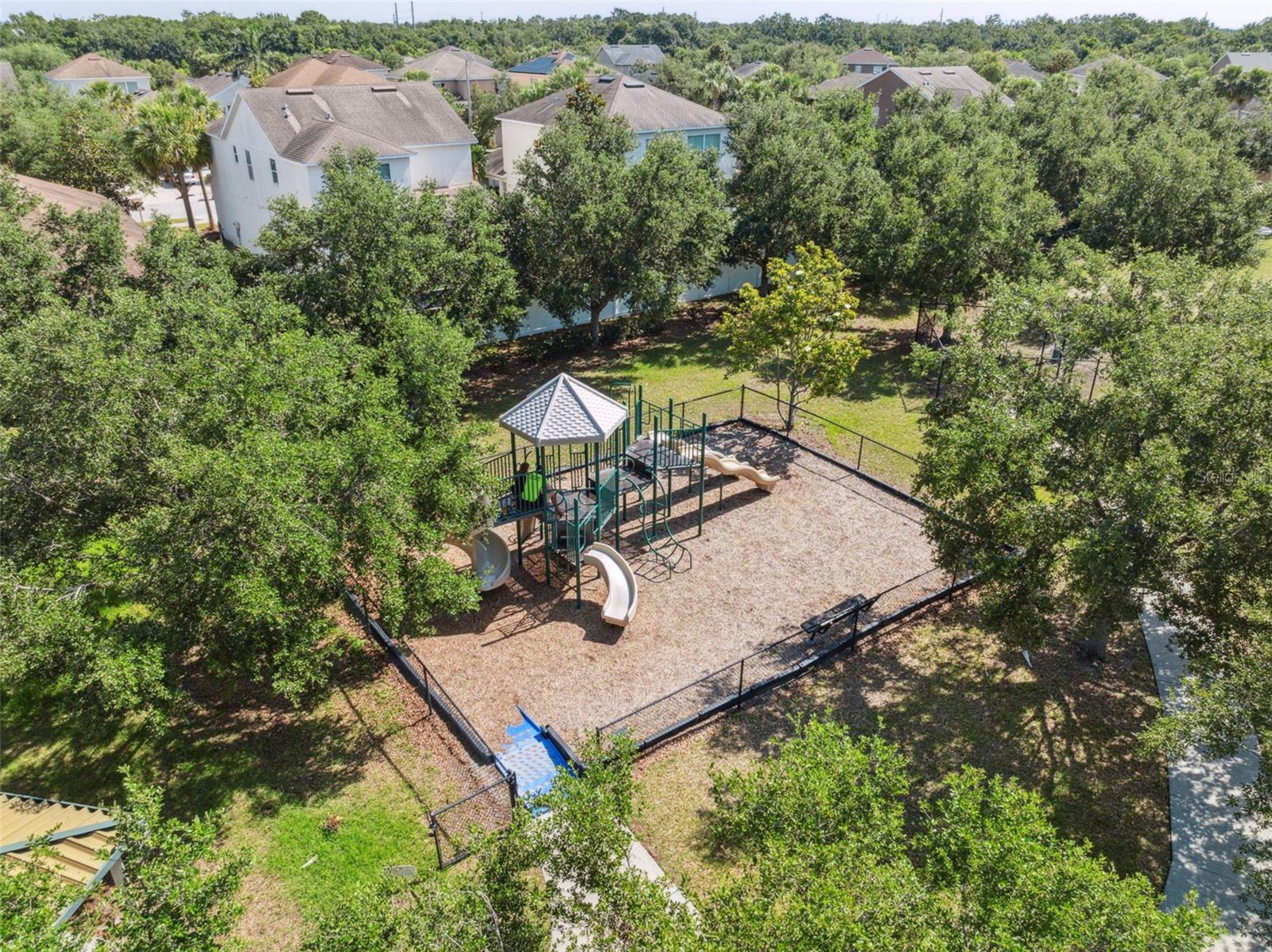 Listing photo id 26 for 7314 Blue Beech Drive