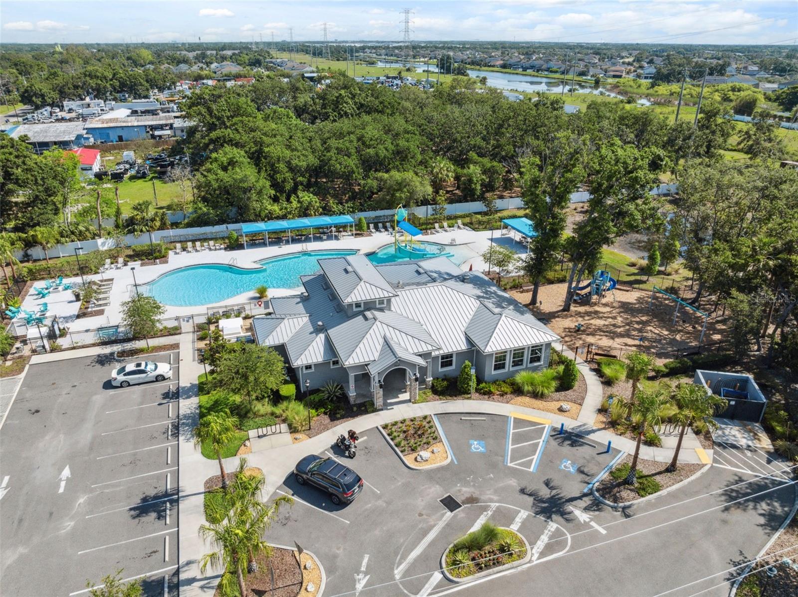 Listing photo id 30 for 7314 Blue Beech Drive