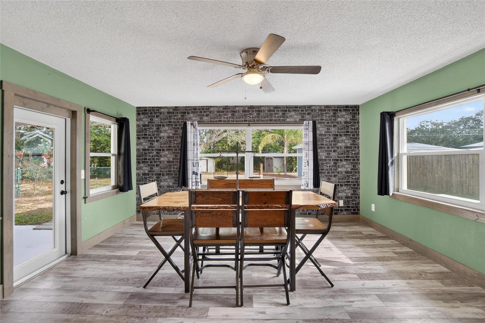 Image 10 of 68 For 5 Keystone Drive