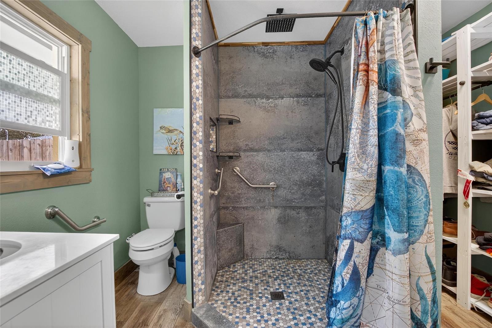 Image 23 of 68 For 5 Keystone Drive