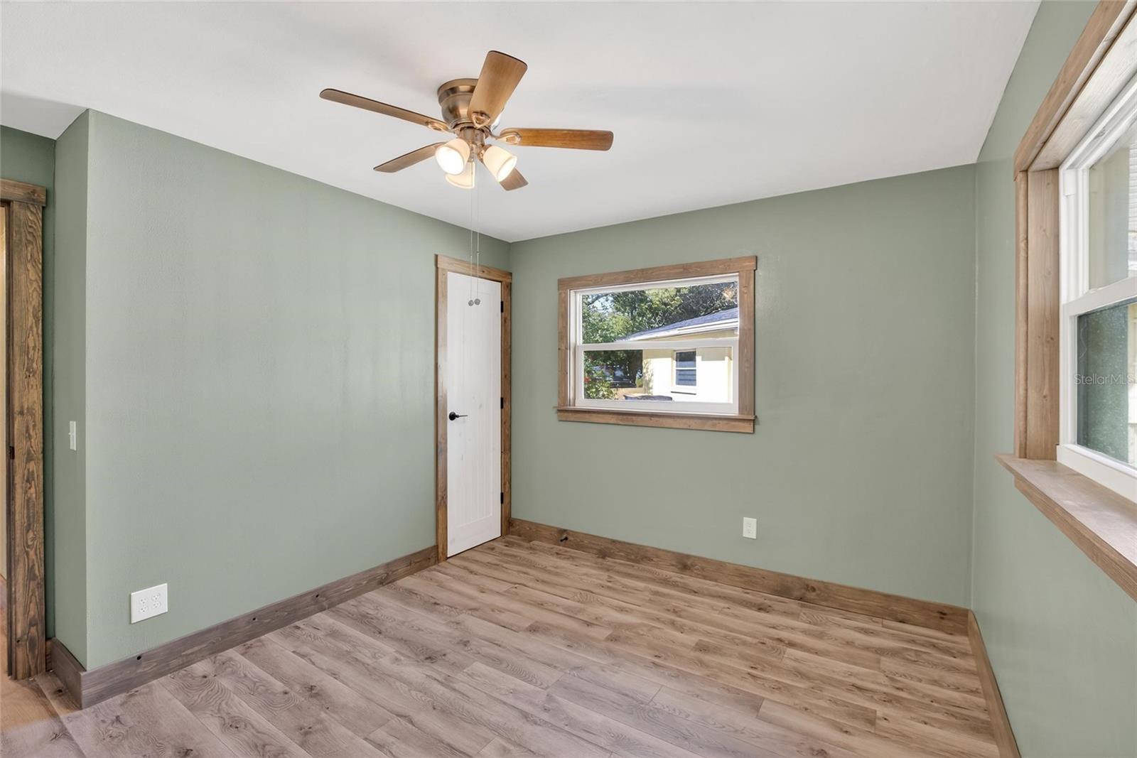 Image 25 of 68 For 5 Keystone Drive