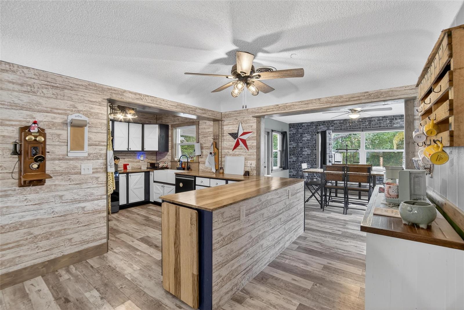 Image 4 of 68 For 5 Keystone Drive