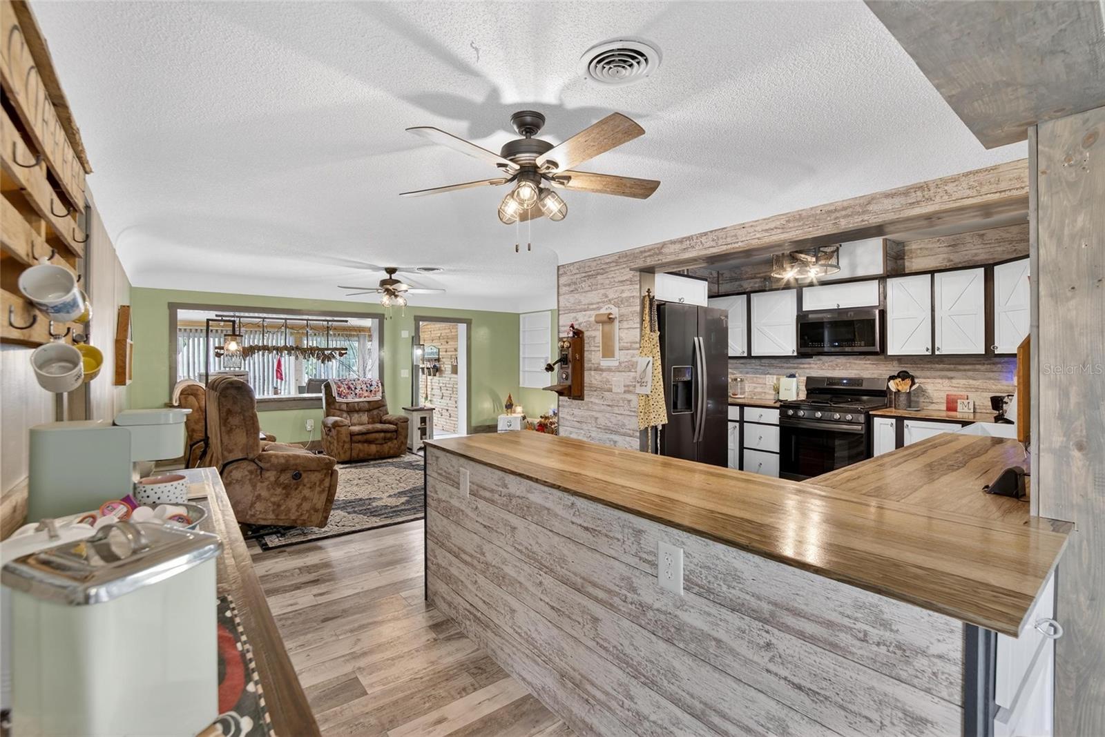 Image 5 of 68 For 5 Keystone Drive